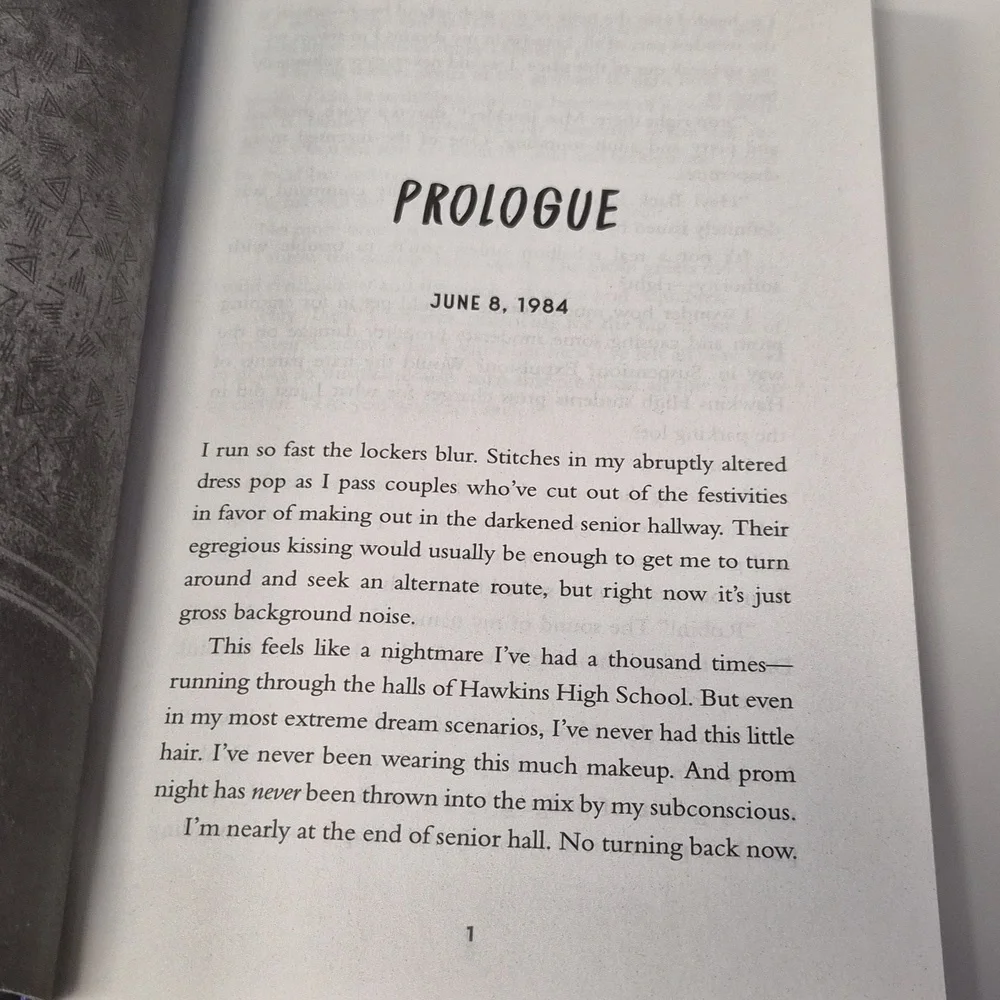 Stranger Things Rebel Robin Chapter Book - Picture 6 of 7